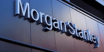 Pound outlook weakens