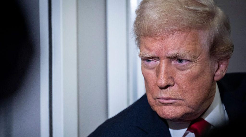 Trump commutes sentence