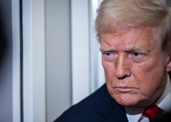 Trump commutes sentence