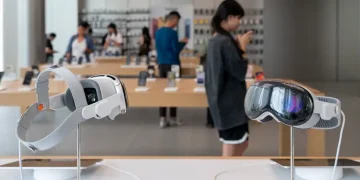 Apple Vision Pro cuts