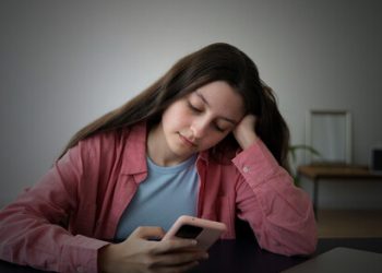 social media pressure and mental health