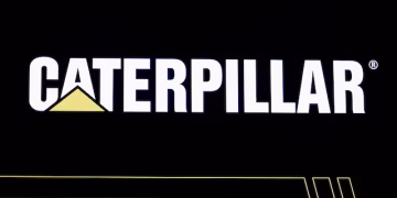 Caterpillar Warns of $2.6B Tariff Hit Despite Strong Q4 Earnings