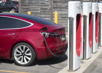 Canada EV policies change