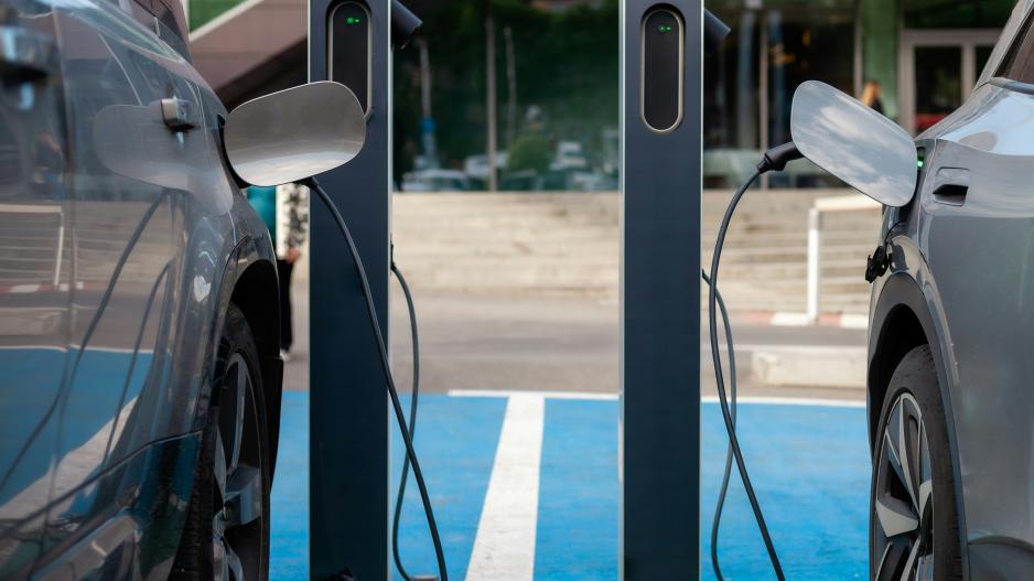 Plug Series A