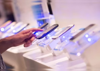 Chinese Smartphone Price Hikes Begin