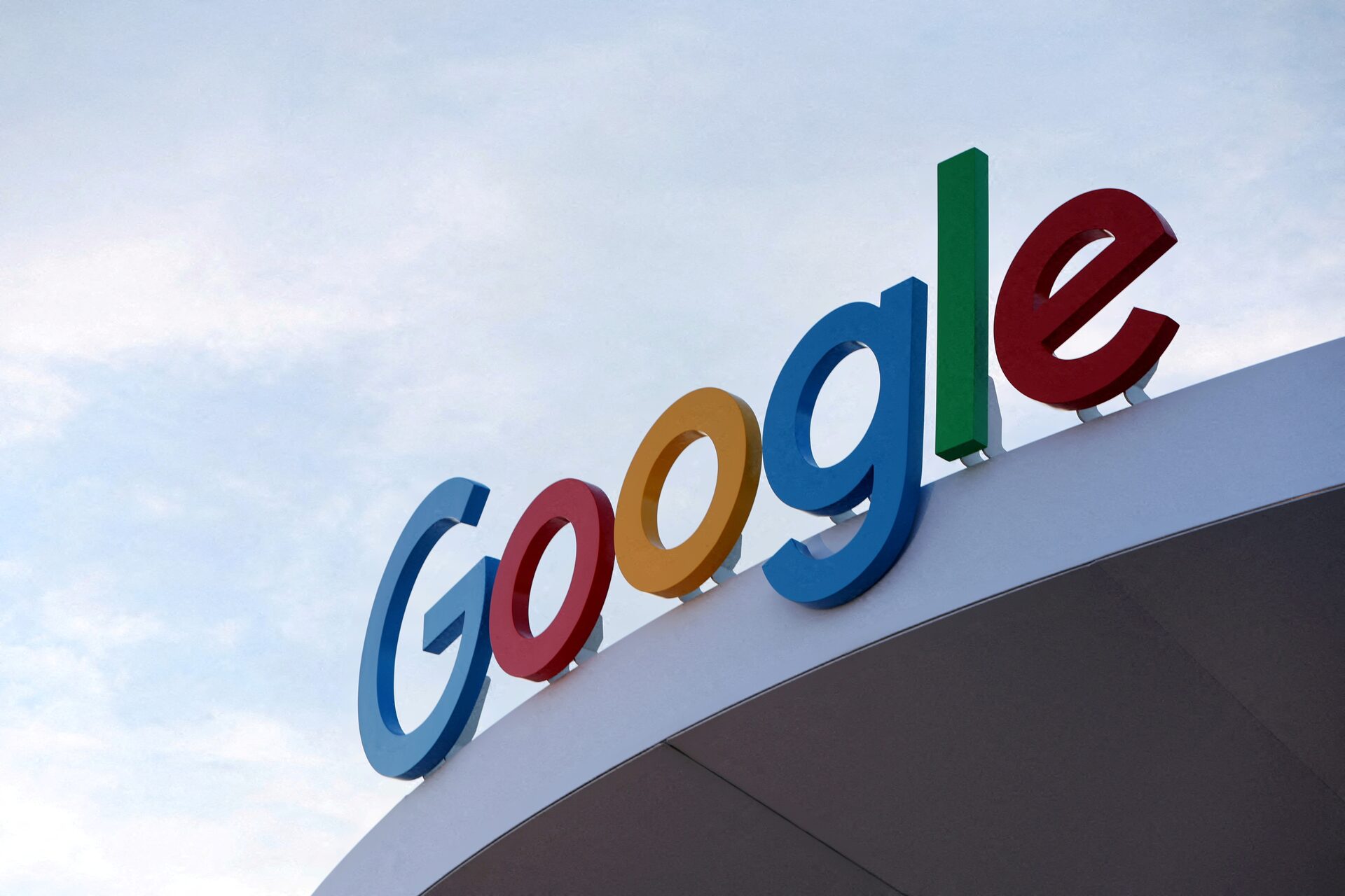 EU Targets Google Under Digital Markets Act